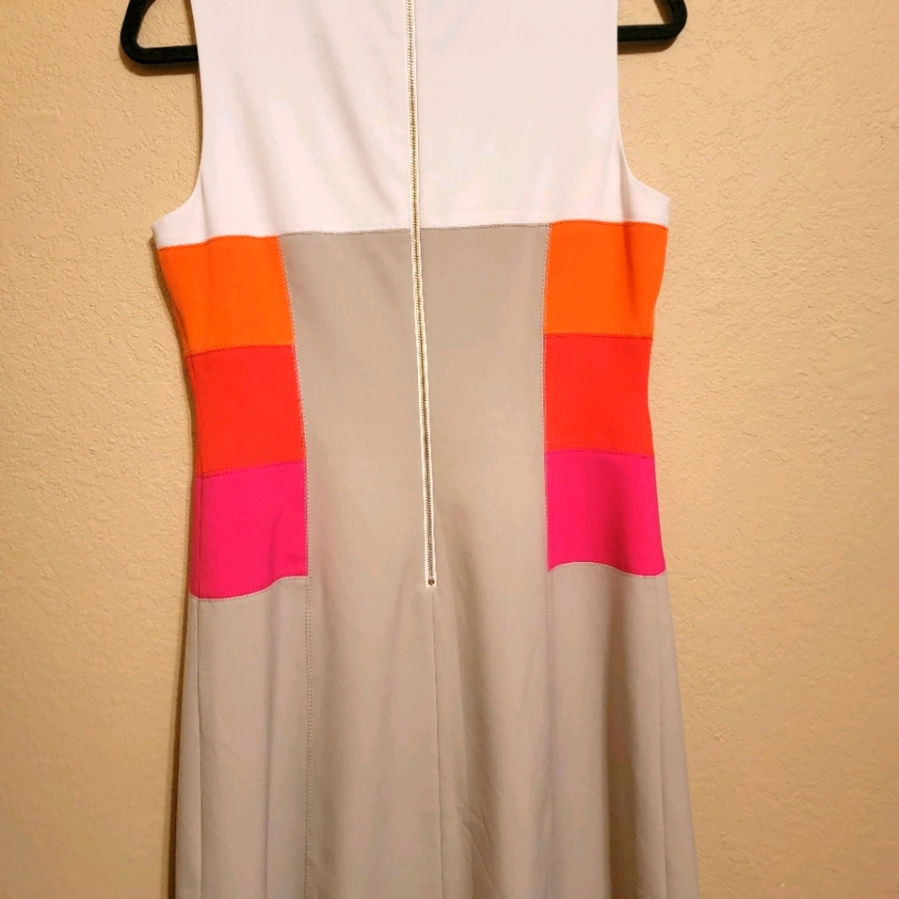 Dress - Picture 4 of 6